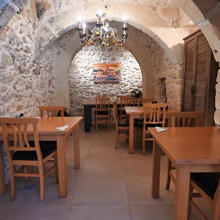The Cloisters Bed And Breakfast Шаара Экстерьер фото